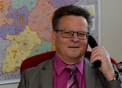 Hartmut W. Reiser
Marketing und Vertrieb